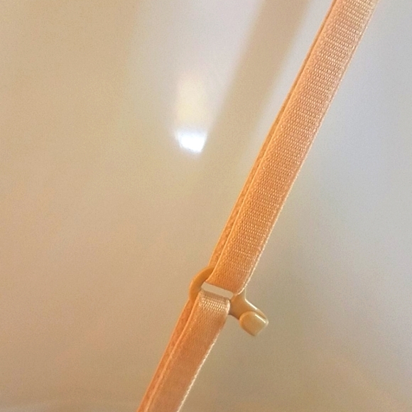 NWT Aritzia Talula lacy Bra - Picture 4 of 7